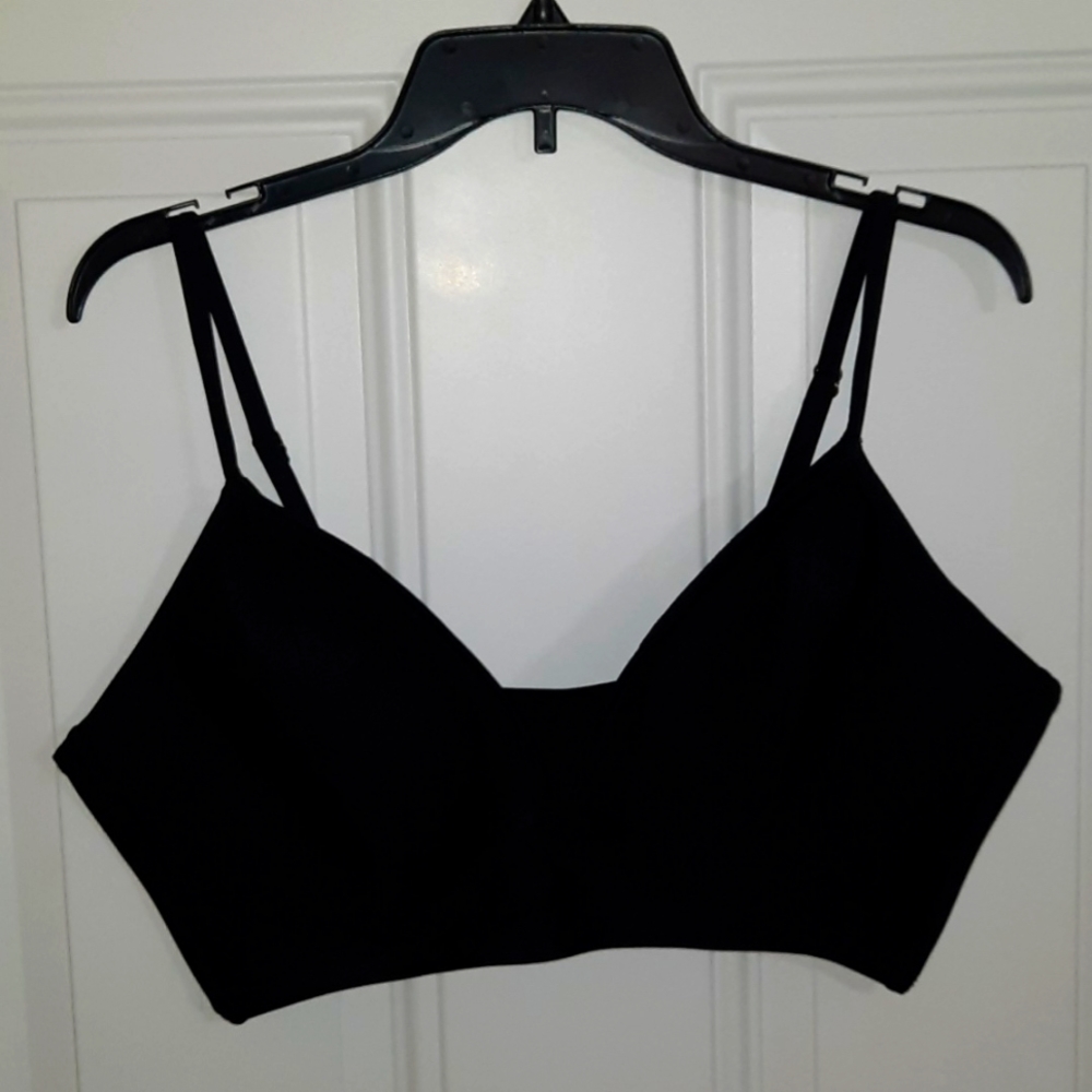 Black Swim Top. Size XL (16-18)